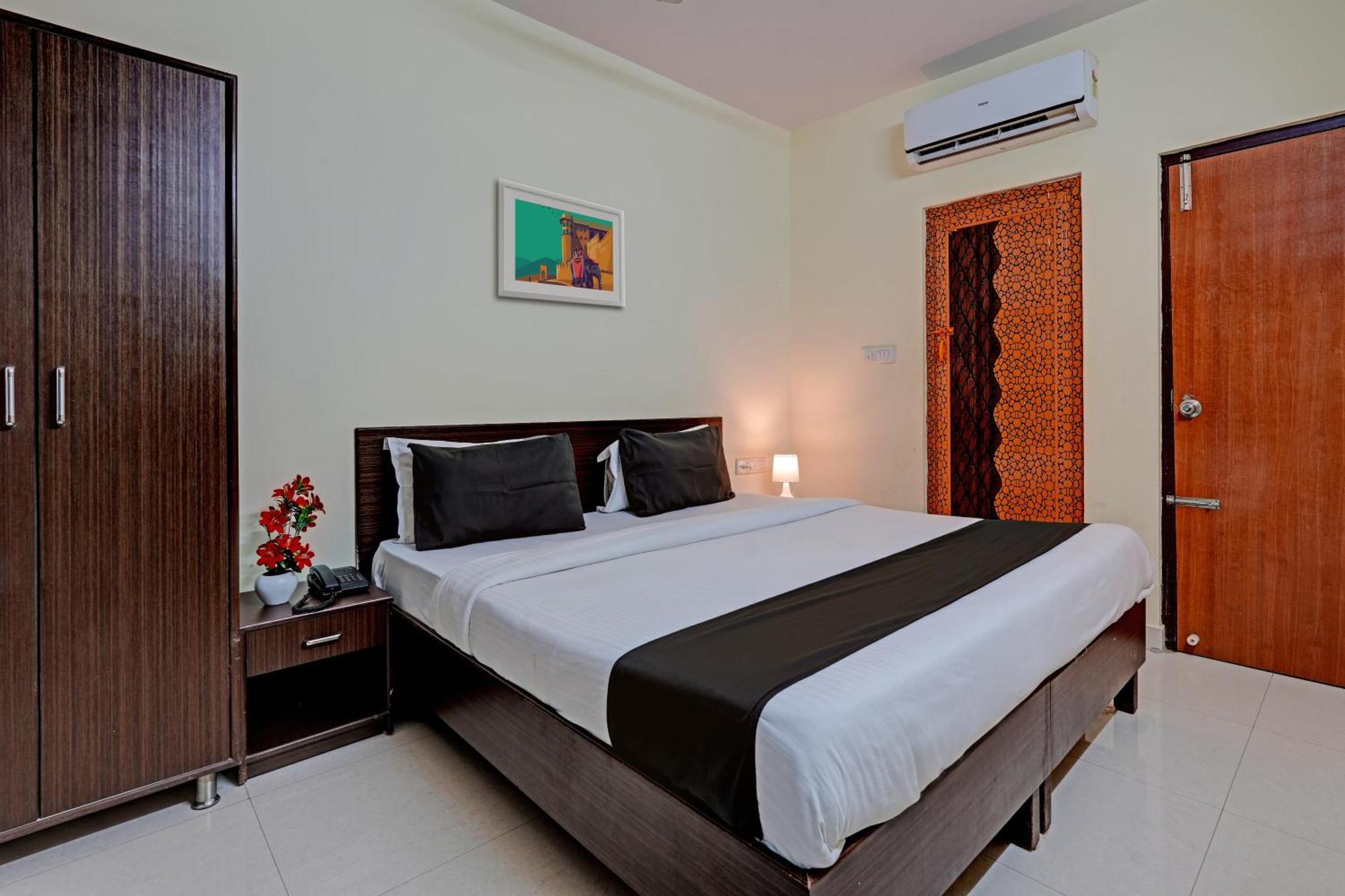 Hotel O New Shelton Suites Yelahanka Buitenkant foto